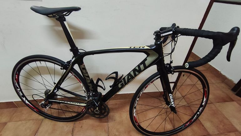 Used Giant Giant TCR Composite 2014 Road & Gravel, Black — image 4 of 5