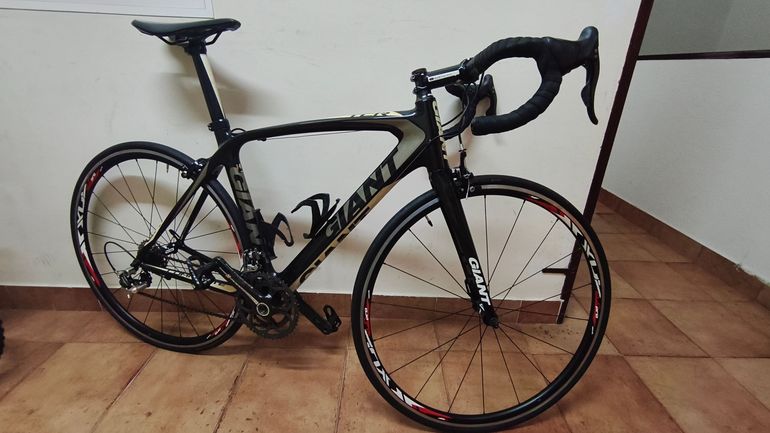 Used Giant Giant TCR Composite 2014 Road & Gravel, Black — image 1 of 5