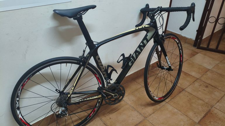 Used Giant Giant TCR Composite 2014 Road & Gravel, Black — image 2 of 5