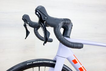 Used Trek Madone SL5 Gen 8 2025 Road & Gravel, Purple — image 16 of 18