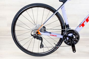 Used Trek Madone SL5 Gen 8 2025 Road & Gravel, Purple — image 3 of 18