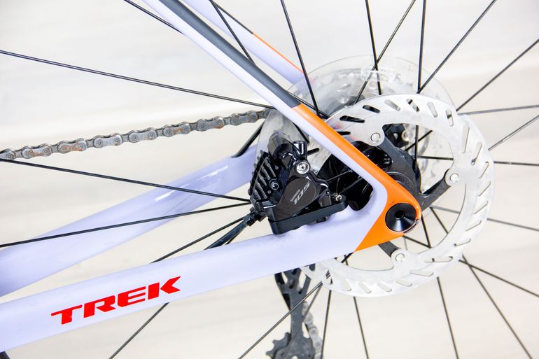 Used Trek Madone SL5 Gen 8 2025 Road & Gravel, Purple — image 14 of 18