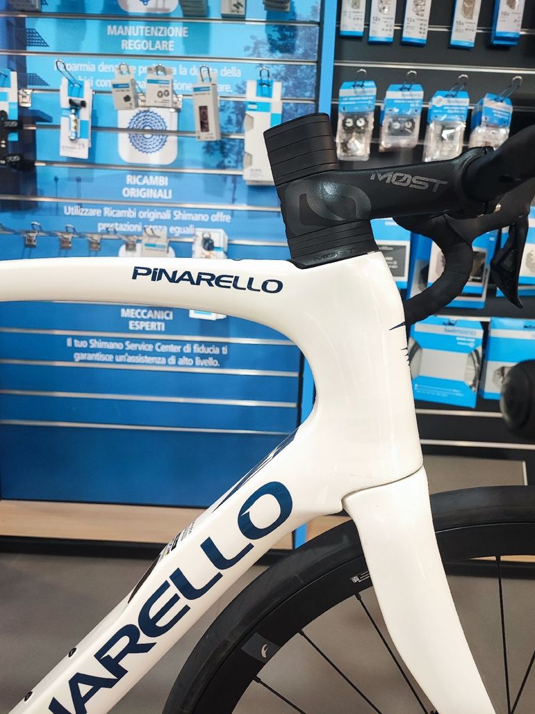 Used Pinarello Pinarello F5 105 Di2 57.5 2025 2025 Road & Gravel, White — image 3 of 9