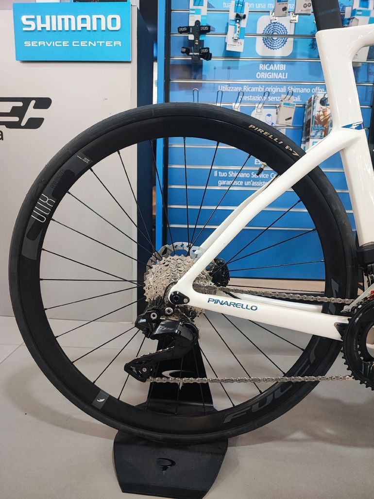 Used Pinarello Pinarello F5 105 Di2 57.5 2025 2025 Road & Gravel, White — image 4 of 9