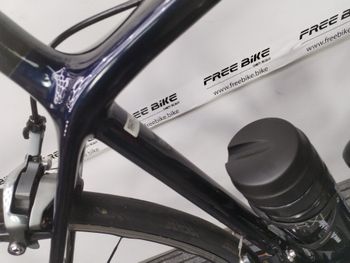 Used Trek Émonda SL 6 Pro 2017 2017 Road & Gravel, Black — image 3 of 12