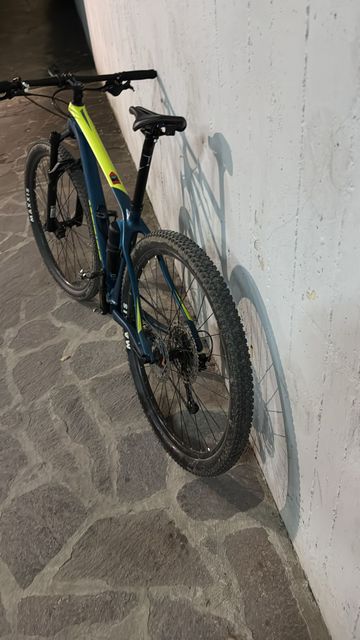 Used Merida BIG.NINE XT 2024 2024 Mountainbike, Blue, 29 — image 3 of 3