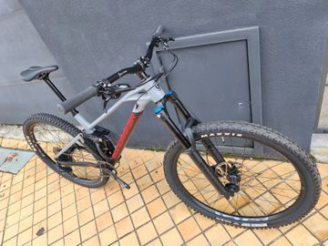 Used Mondraker FOXY 2023 2023 Mountainbike, Light Gray, 29 — image 2 of 4