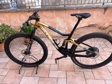 Used RACE MOUNTAIN R29 Full 2024 Mountainbike, Black — image 2 of 5