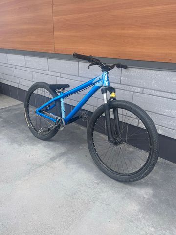 Używany Octane One Zircus Dirt Jump 2021 Mountainbike — zdjęcie 4 z 5