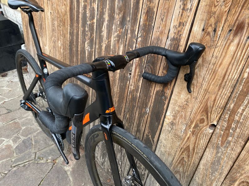 Used KTM Revelator SRAM Red eTap AXS 2021 Road & Gravel, Black — image 8 of 12