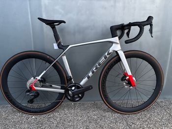 Trek, Madone SL 7 Gen 8 2025