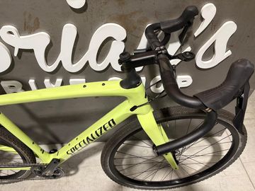 specialized diverge Specialized Diverfe Carbon 2024 Road & Gravel d'occasion — image 3 sur 4