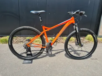 Used Fuji Nevada LTD 2.0 2018 Mountainbike, Orange — image 1 of 3
