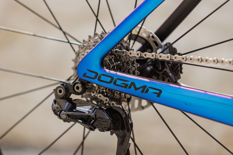 Used Pinarello DOGMA F DURA ACE Di2 2025 2025 Road & Gravel, Blue — image 9 of 13
