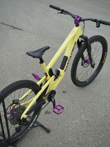 Used Santa Cruz Nomad Custom 2025 Mountainbike, Orange — image 22 of 24