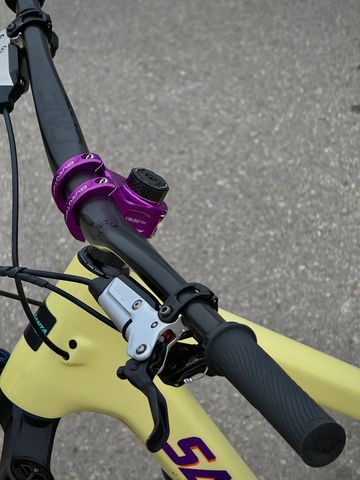 Used Santa Cruz Nomad Custom 2025 Mountainbike, Orange — image 12 of 24