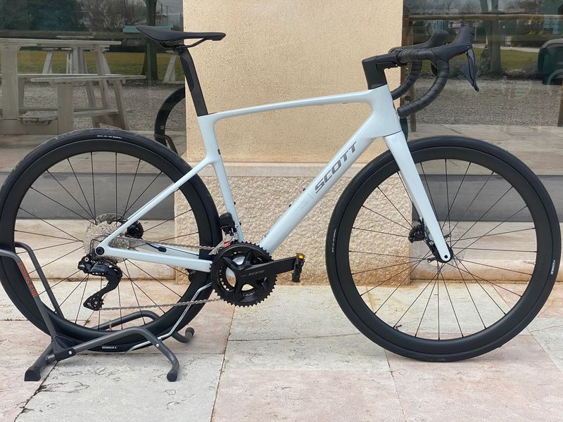 Used Scott Addict 30 2026 2026 Road & Gravel