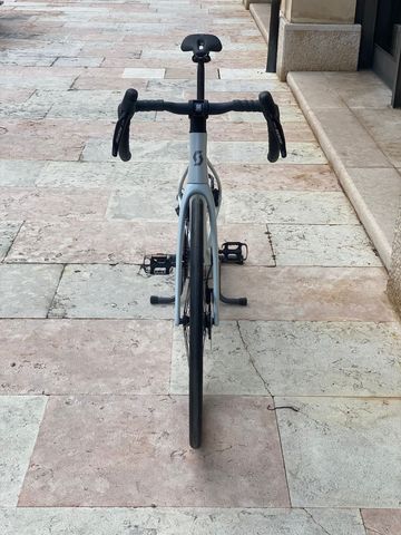 Tweedehands Scott Addict 30 2026 2026 Road & Gravel — afbeelding 3 van 6