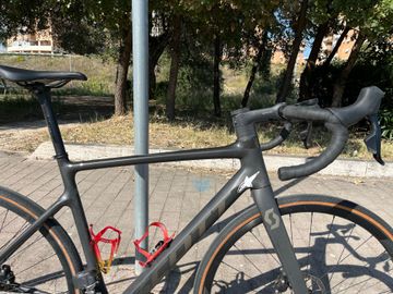 Used Scott Addict 10 2022 2022 Road & Gravel, Black — image 5 of 10