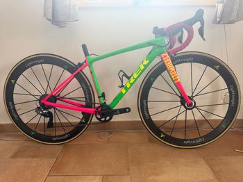 Used Trek Emonda Shimano Dura Ace Di2 2022 Road & Gravel, Blau — image 4 of 10
