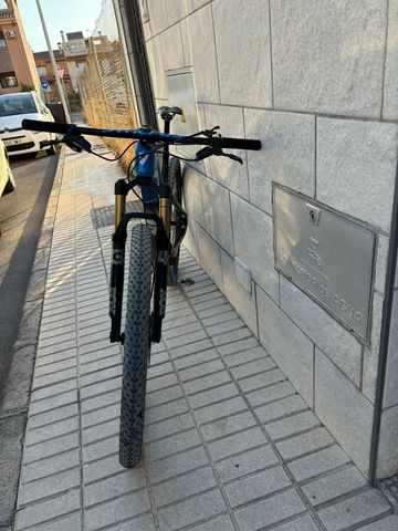 Used Berria Mako 2022 Mountainbike, Blue — image 6 of 12