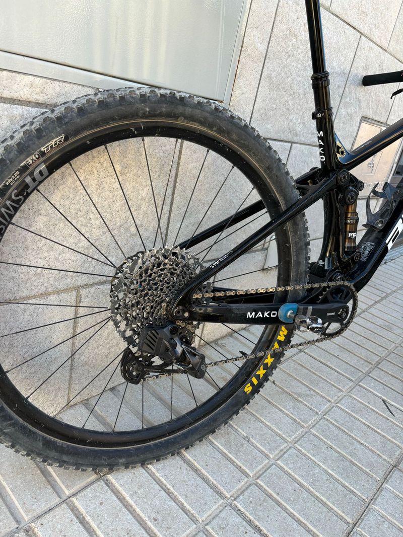 Used Berria Mako 2022 Mountainbike, Blue — image 2 of 12