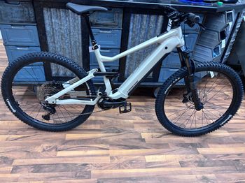 Lapierre, Overvolt TR 6.8 2025