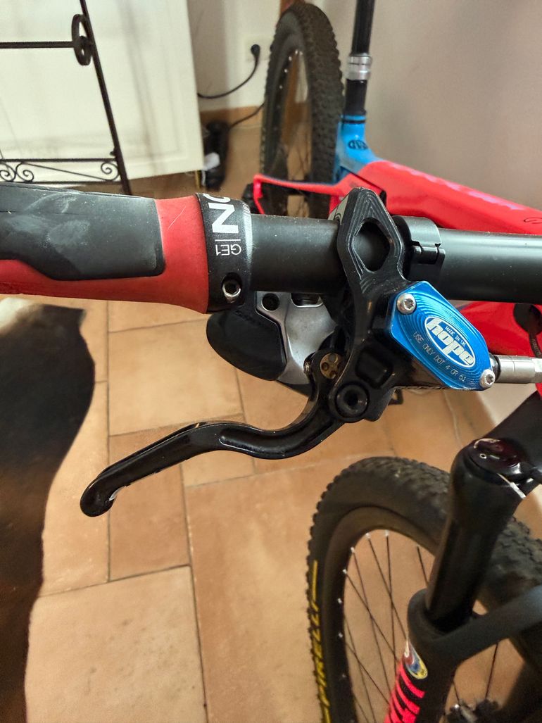 Used Trek Supercaliber 9.9 XX1 AXS 2023 2023 Mountainbike, Red, 29 — image 5 of 7