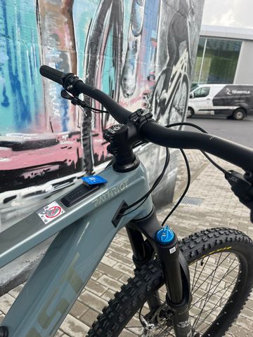 Tweedehands Ghost PATH RIOT GREY 2024 Mountainbike — afbeelding 3 van 8