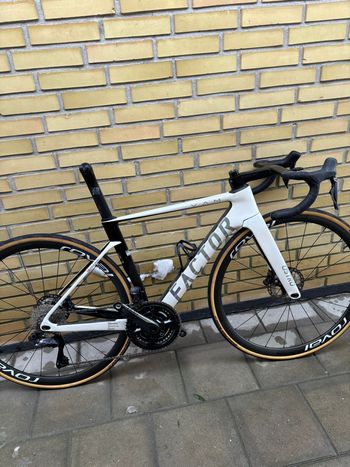 Factor, Factor Ostro VAM - Shimano DI2 2025