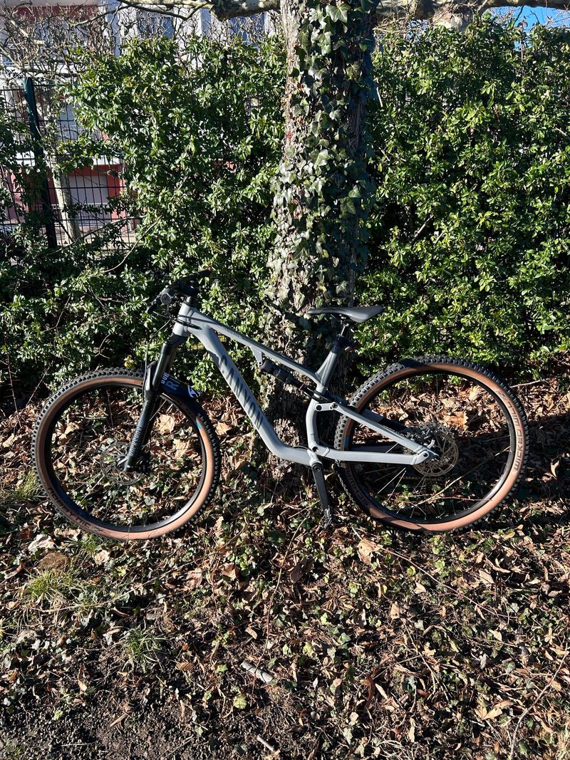 Tweedehands Canyon Neuron AL 6.0 2019 2019 Mountainbike — afbeelding 1 van 5