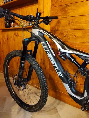 Used Whistle Navajo 2023 Mountainbike — image 2 of 5