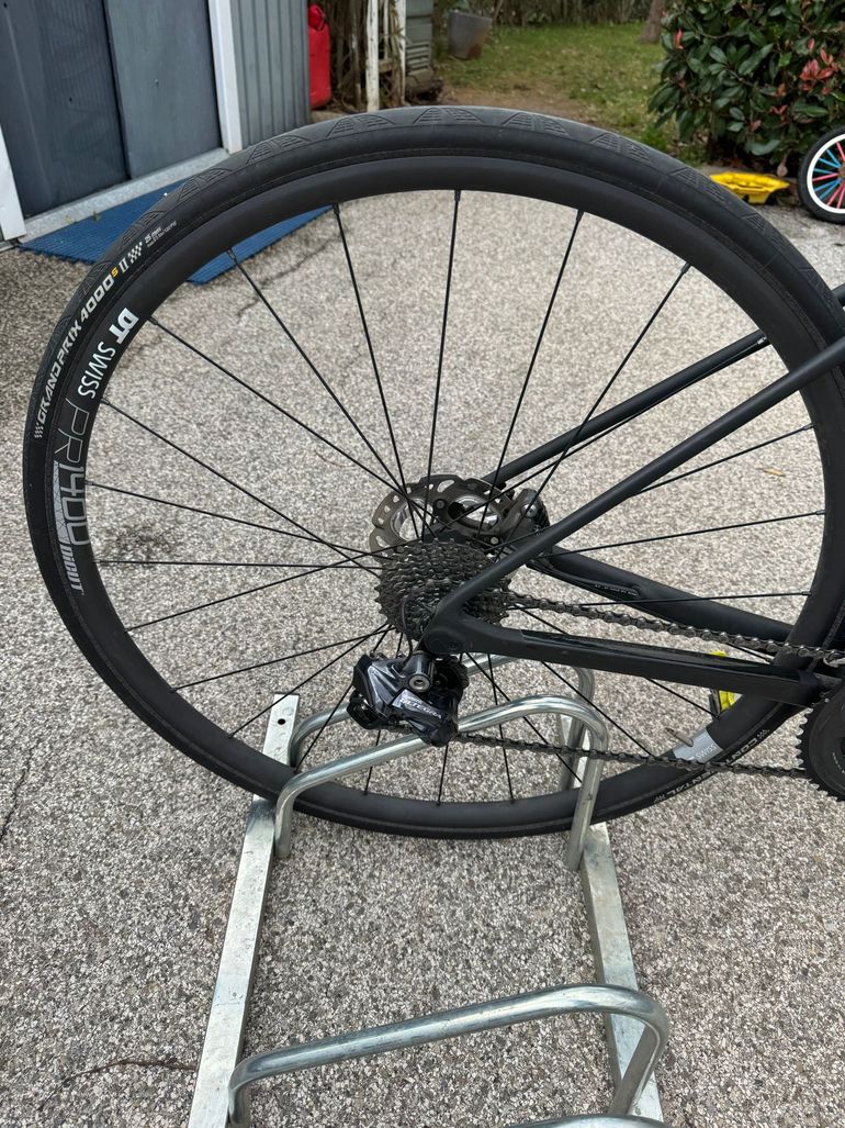 Used Canyon Ultimate Shimano Ultegra Di2 2018 Road & Gravel, Black — image 11 of 29