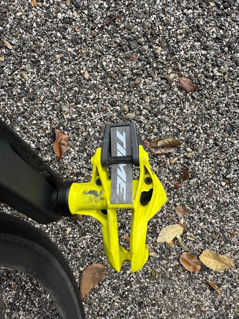 Used Canyon Ultimate Shimano Ultegra Di2 2018 Road & Gravel, Black — image 28 of 29