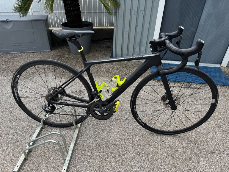 Used Canyon Ultimate Shimano Ultegra Di2 2018 Road & Gravel, Black — image 1 of 29