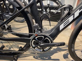 Used BH IAEROLIGHT Shimano 105 Di2 2025 Road & Gravel, Black — image 4 of 4