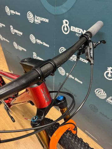 Used BMC TwoStroke 01 2023 Mountainbike, Red — image 12 of 15