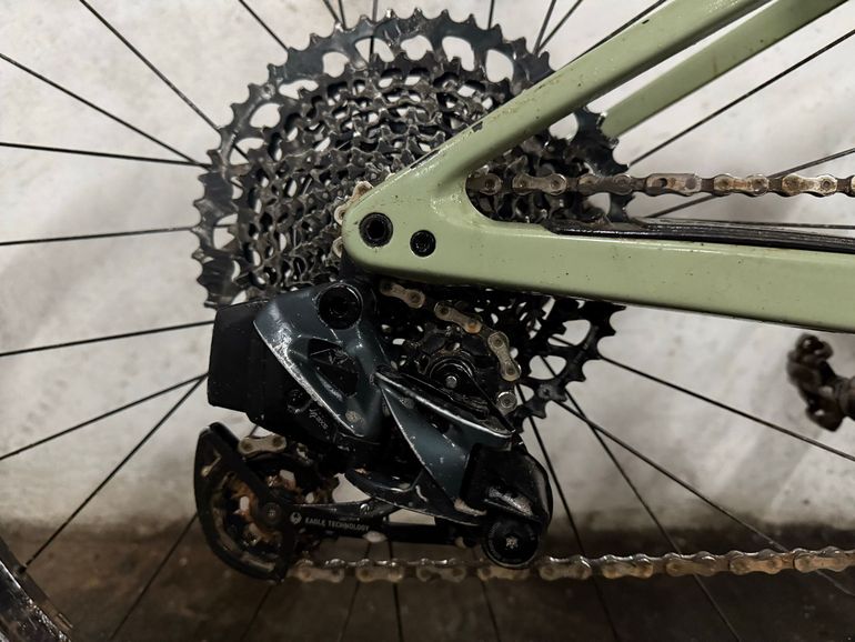 Used Orbea OIZ M11-AXS 2022 2022 Mountainbike, Grün, 29 — image 3 of 4