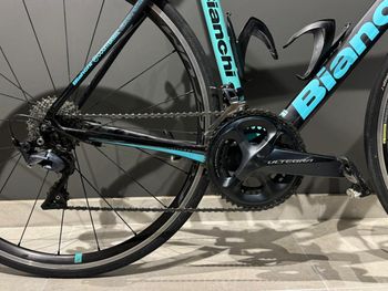 Gebrauchtes Bianchi Infinito CV 2017 Road & Gravel, Schwarz — Bild 4 von 5