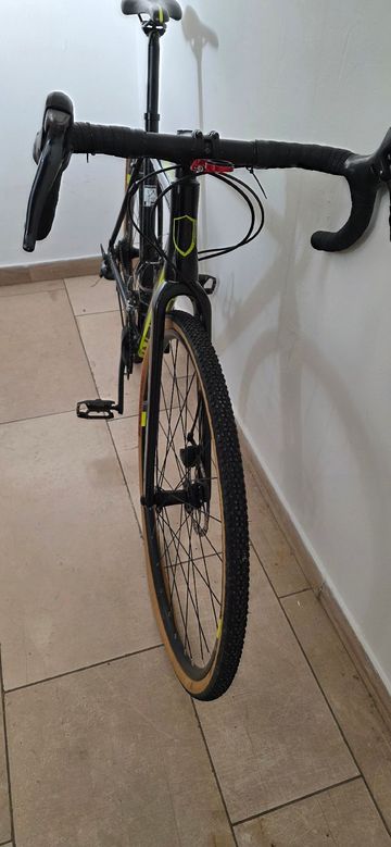Used Norco Threshold A Tiagra 2018 2018 Road & Gravel, Black — image 4 of 8