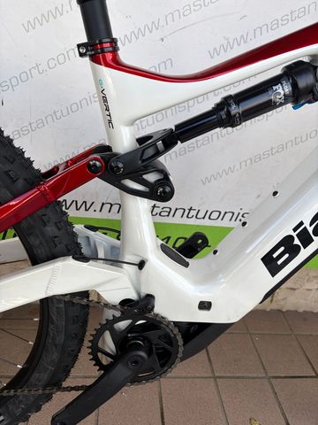 Używany Bianchi E-Full E-Vertic Fx Se 29" GX 12SP Fox 38 Bianchi 2026 MTB