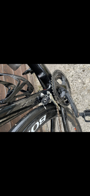 Tweedehands Pinarello X1 105 2024 2024 Road & Gravel — afbeelding 4 van 6