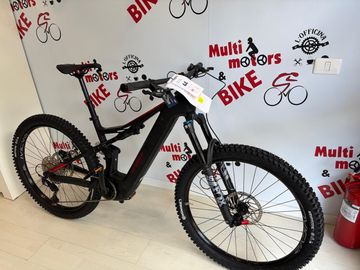 Whistle B-rush C 8.5 2025 Mountainbike usato, Nero — immagine 2 di 7