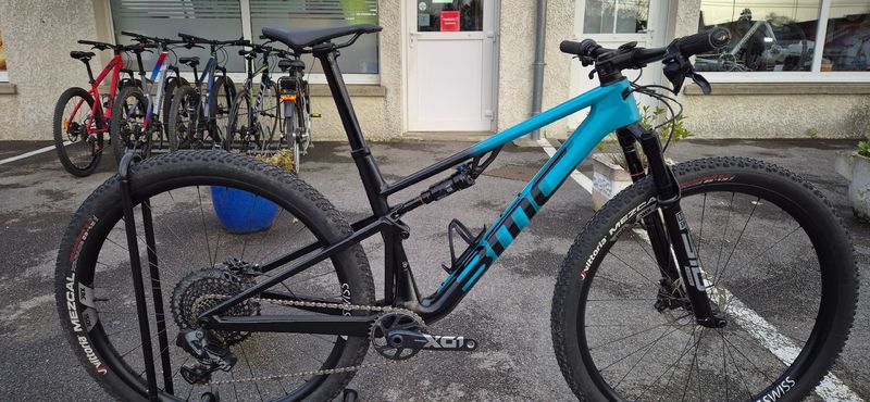 Gebrauchtes BMC Fourstroke SRAM X01 Eagle AXS 2024 Mountainbike, Blau, 29 — Bild 1 von 4