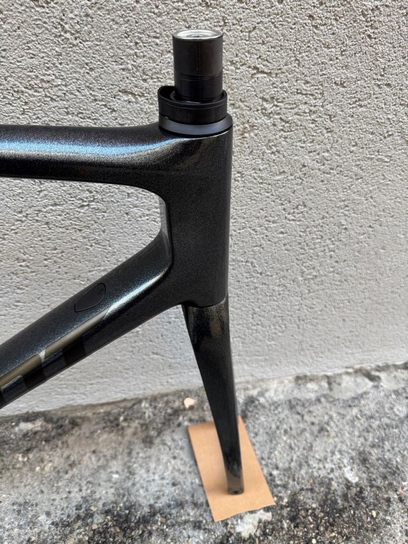 Gebrauchtes Giant TCR Advanced Pro Disc 1 2022 Frameset 2022 Road & Gravel, Schwarz — Bild 4 von 8