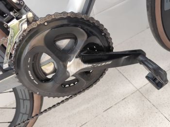 Used Scott Addict 20 disc 2019 2019 Road & Gravel, Light Gray — image 5 of 7