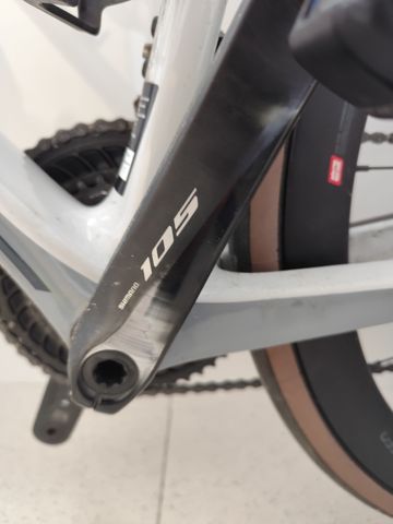 Używany Scott Addict 20 disc 2019 2019 Road & Gravel — zdjęcie 4 z 7