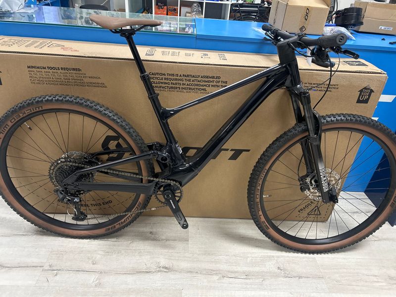 Käytetty Scott Spark 970 blue (EU2) 2024 2024 MTB