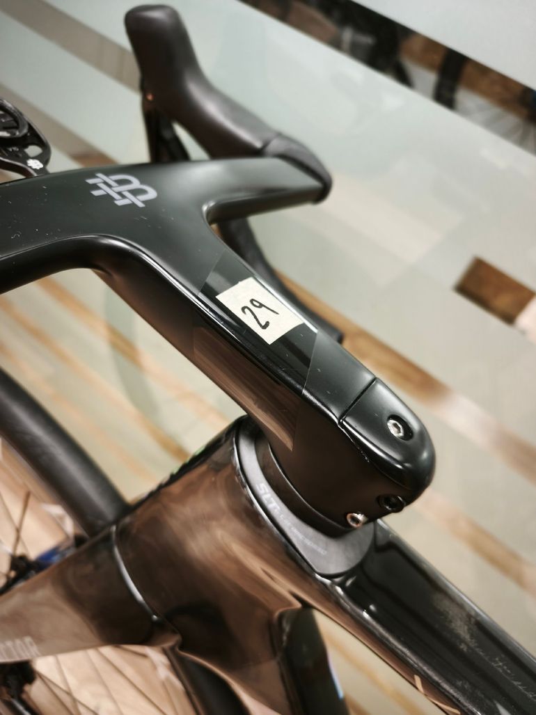 Used Factor Ostro Shimano Dura Ace Di2 2025 Road & Gravel, Black — image 13 of 16
