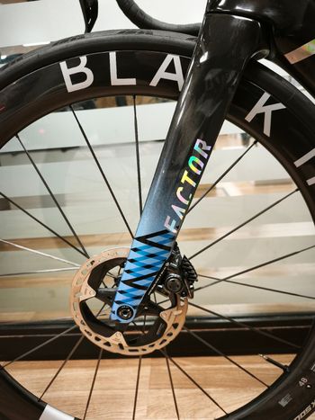 Used Factor Ostro Shimano Dura Ace Di2 2025 Road & Gravel, Black — image 10 of 16